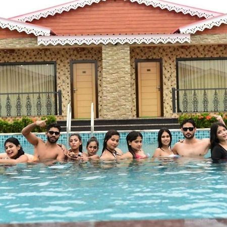 מנדרמוני Grand Beach Resort מראה חיצוני תמונה