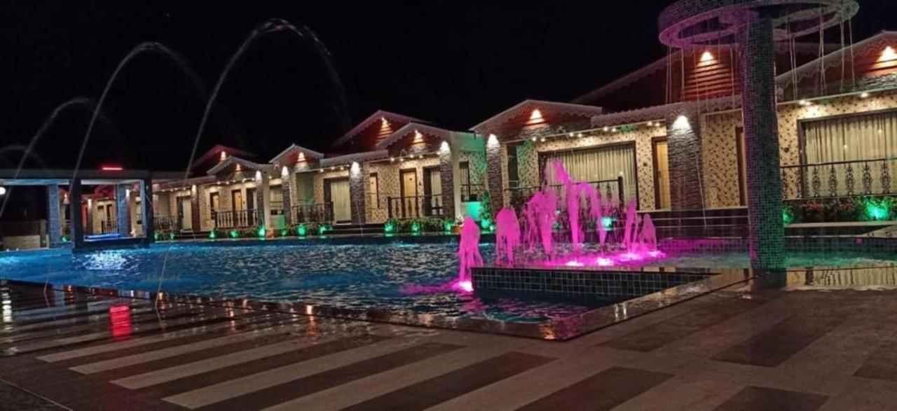 מנדרמוני Grand Beach Resort מראה חיצוני תמונה