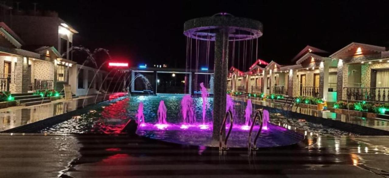 מנדרמוני Grand Beach Resort מראה חיצוני תמונה